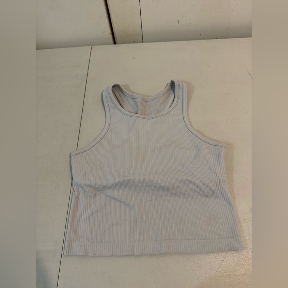 Lululemon womens crop top size 6